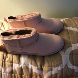 Juicy Couture Short Pink Ankle Boots
